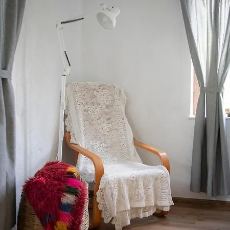 къща до гората 招待所 特里格拉德