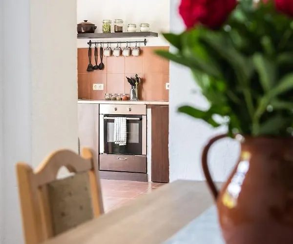 къща до гората Gasthuis 3*