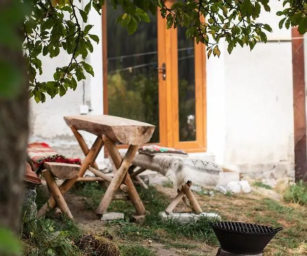 къща до гората 3*